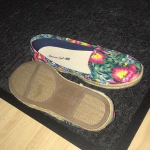 Colorful summer time shoes, never worn.